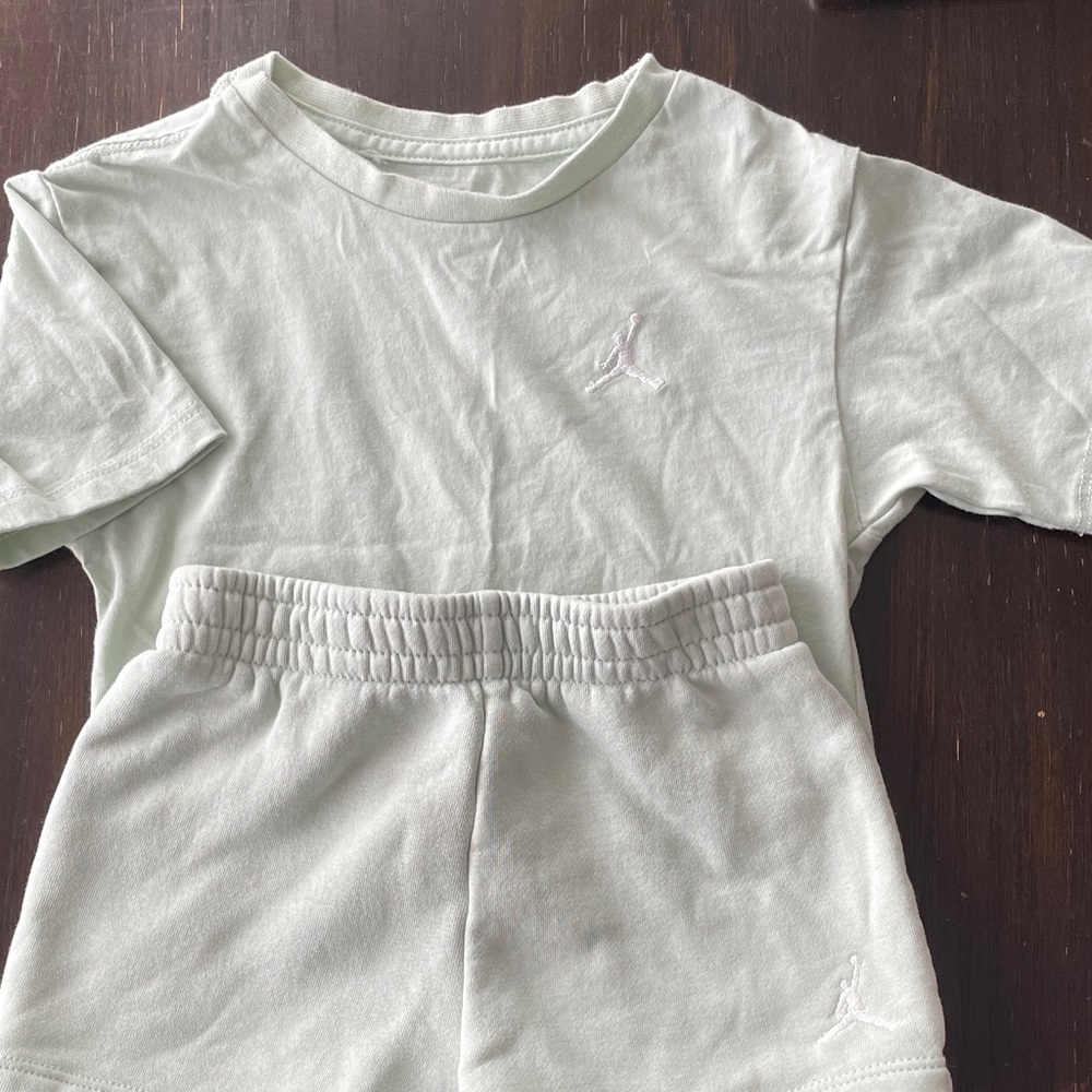 Jordan Kids Mint Green T-Shirt and Shorts Set